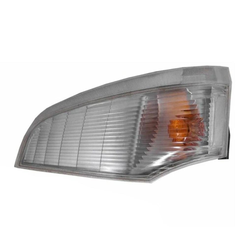 Указатель поворота над левой фарой Mitsubishi Fuso Canter FE85 4M50/4M51 Евро-3/4 | SAT